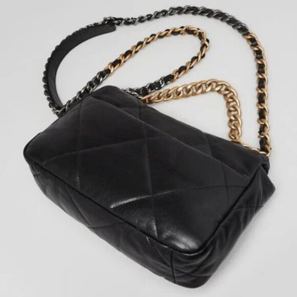 Chanel Black Quilted Goatskin Leather Medium Chanel 19 Bag - Picture 3 of 12